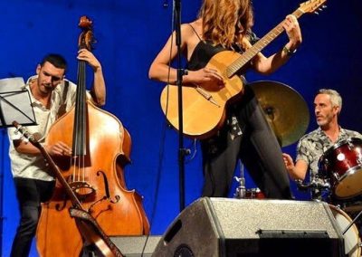 Susana Raya with her band in Granada Festival pic by Yolanda Giron